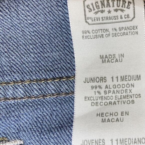 Levi’s Signature Womens Low Slim Flare Jeans Junior Size 11 Medium - Picture 5 of 9